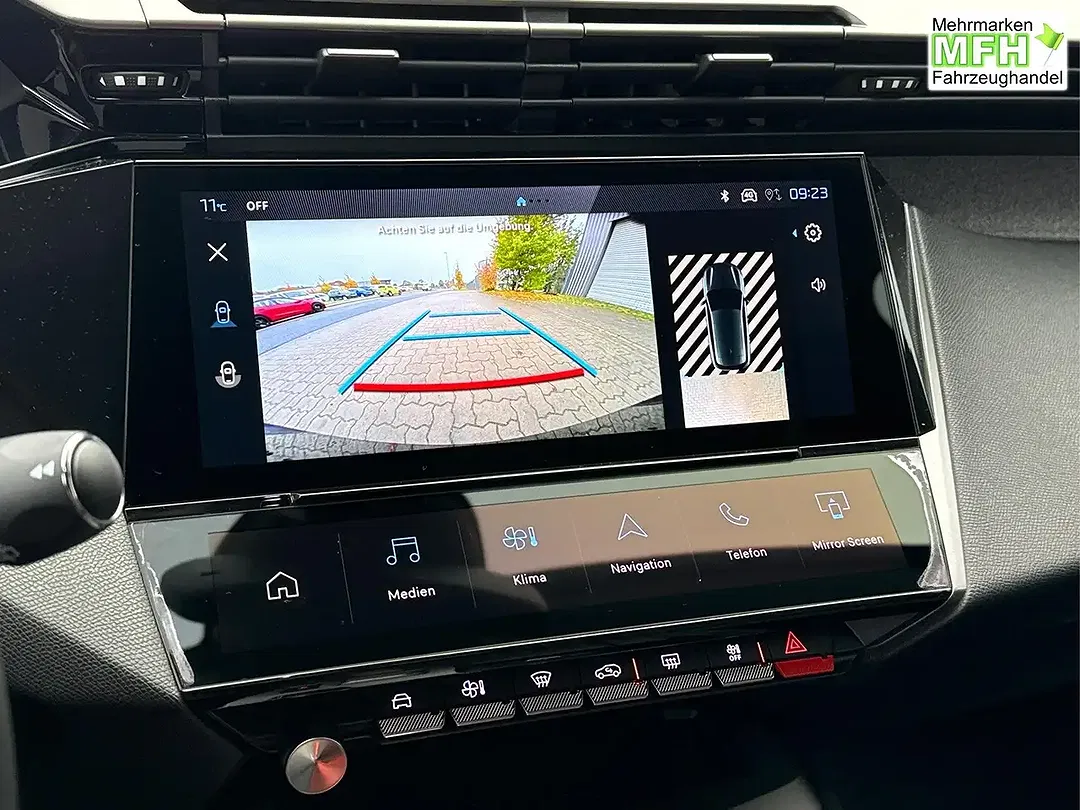 Peugeot 308 - Thumbnail 12