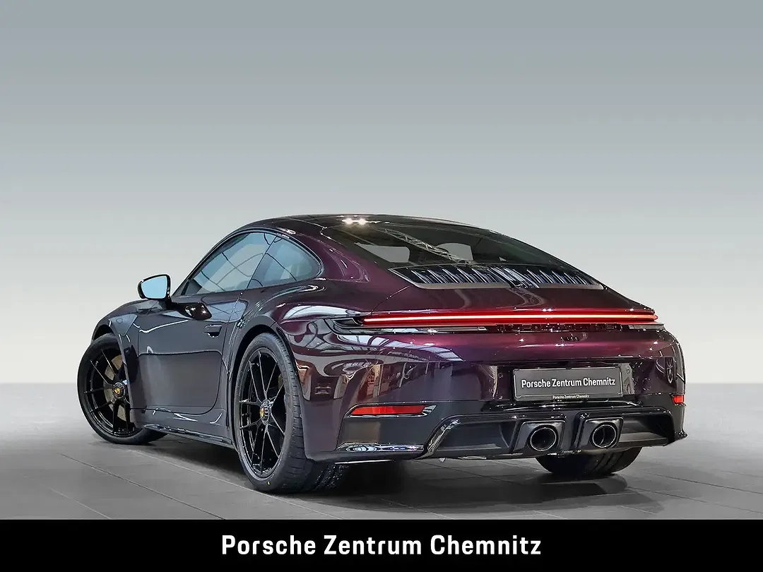 Porsche 911 - Thumbnail 3