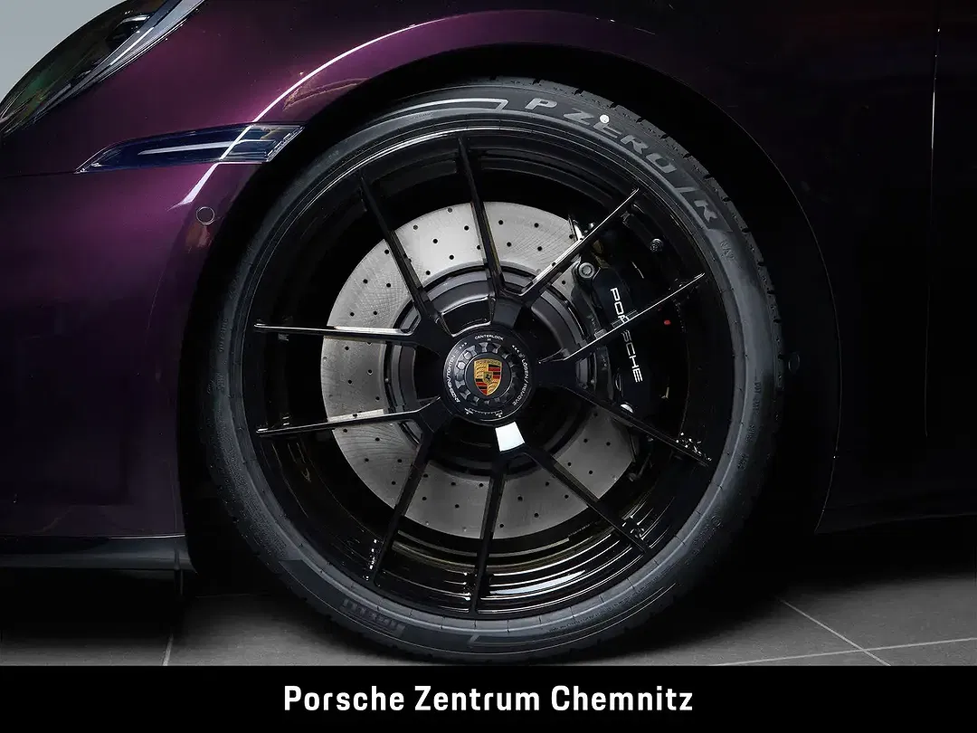 Porsche 911 - Thumbnail 6