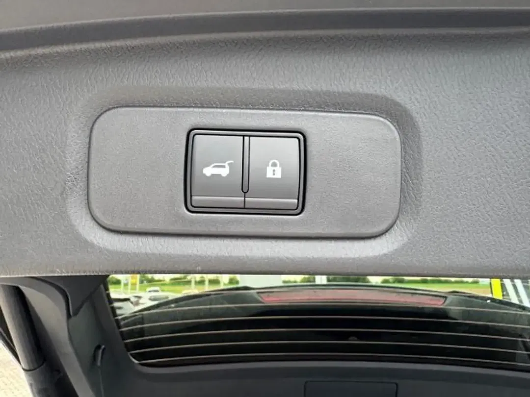 Nissan Qashqai - Thumbnail 10