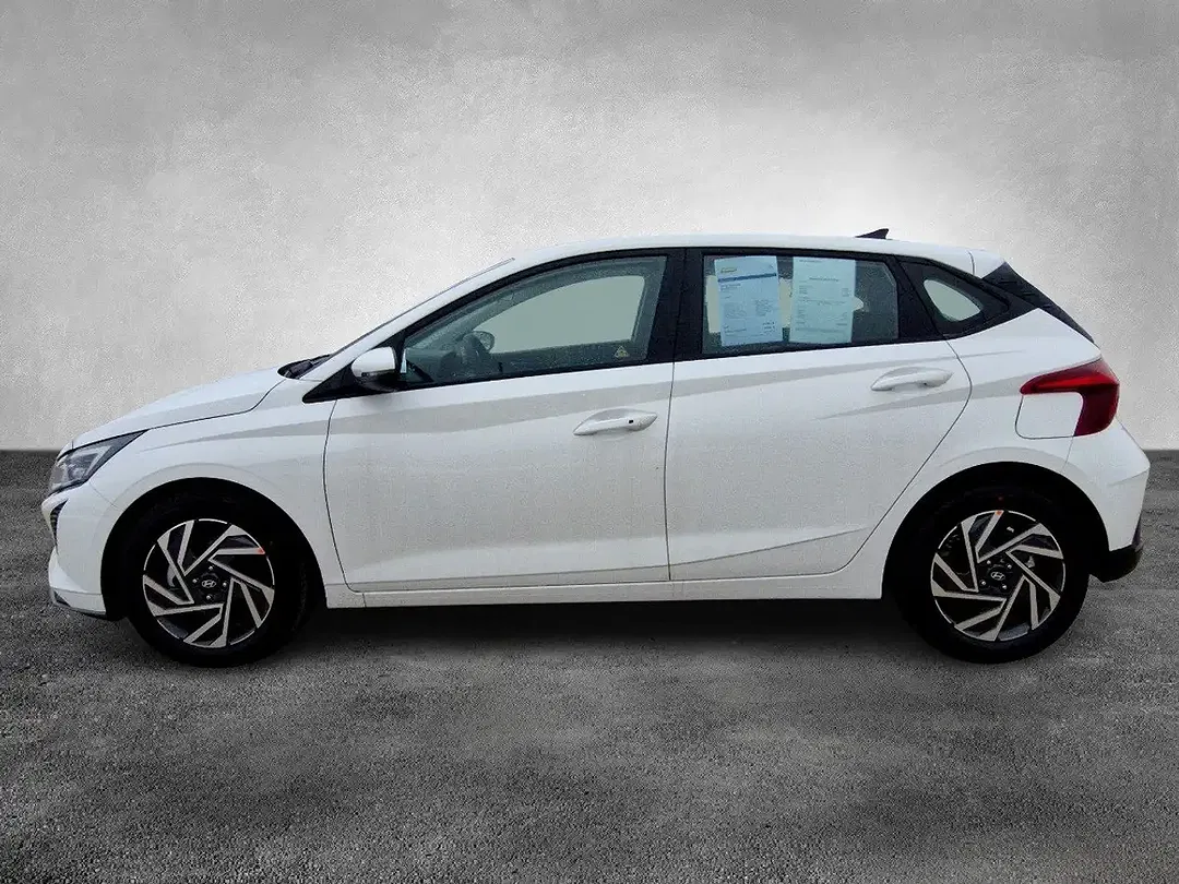 Hyundai i20 - Thumbnail 3