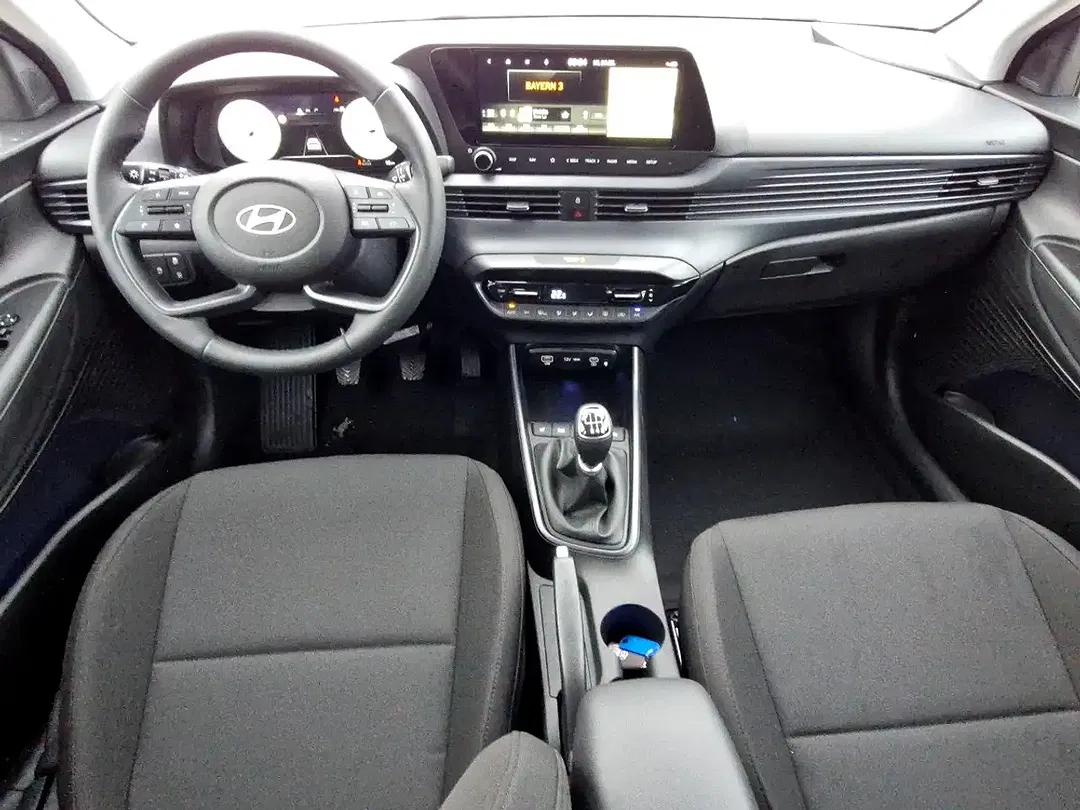 Hyundai i20 - Thumbnail 9