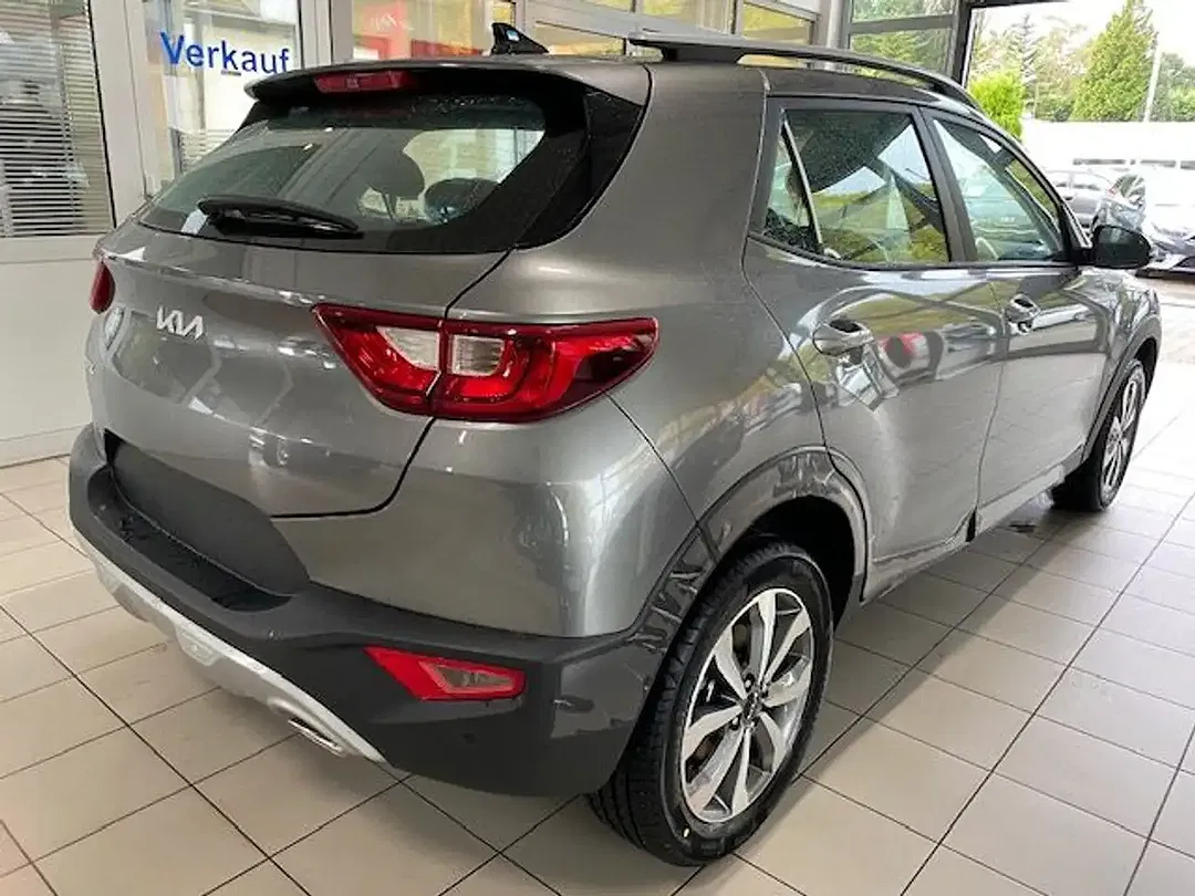 Kia Stonic - Thumbnail 4