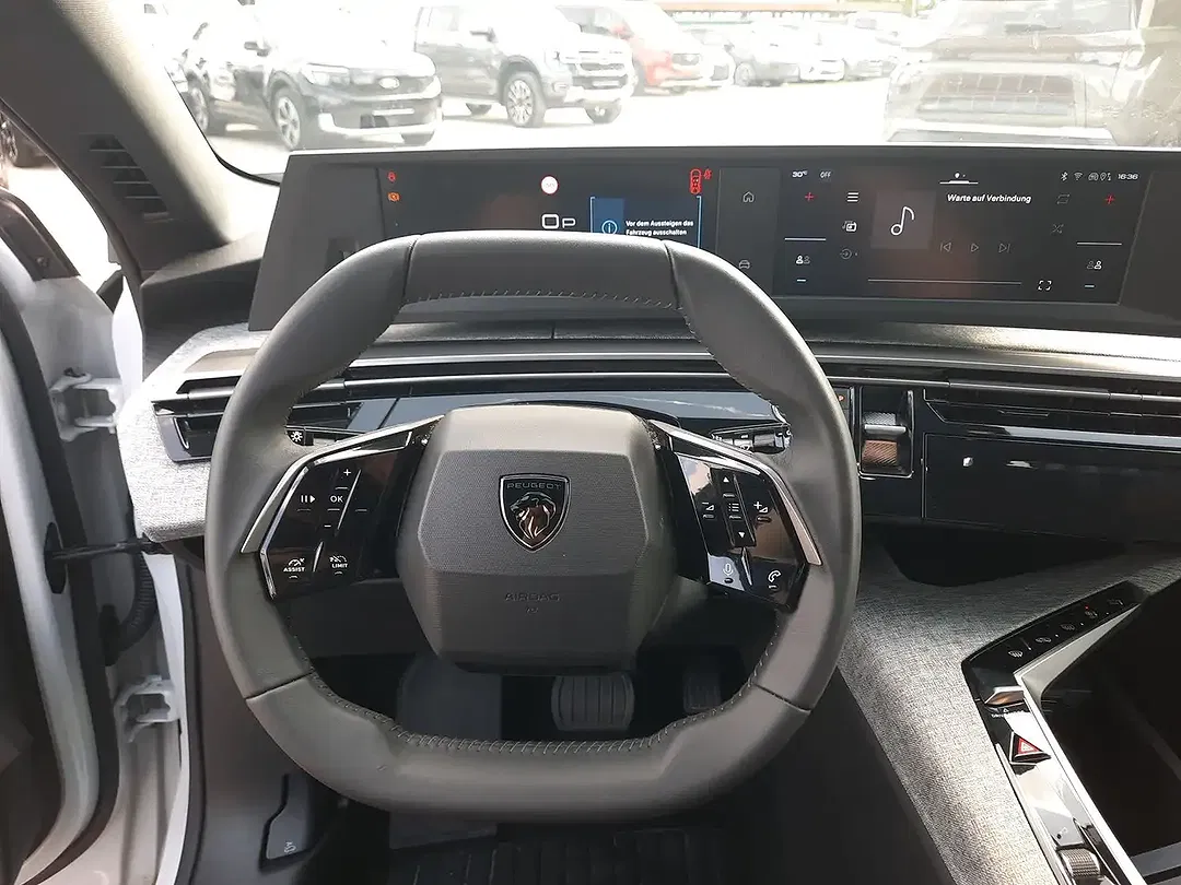 Peugeot 5008 - Thumbnail 10