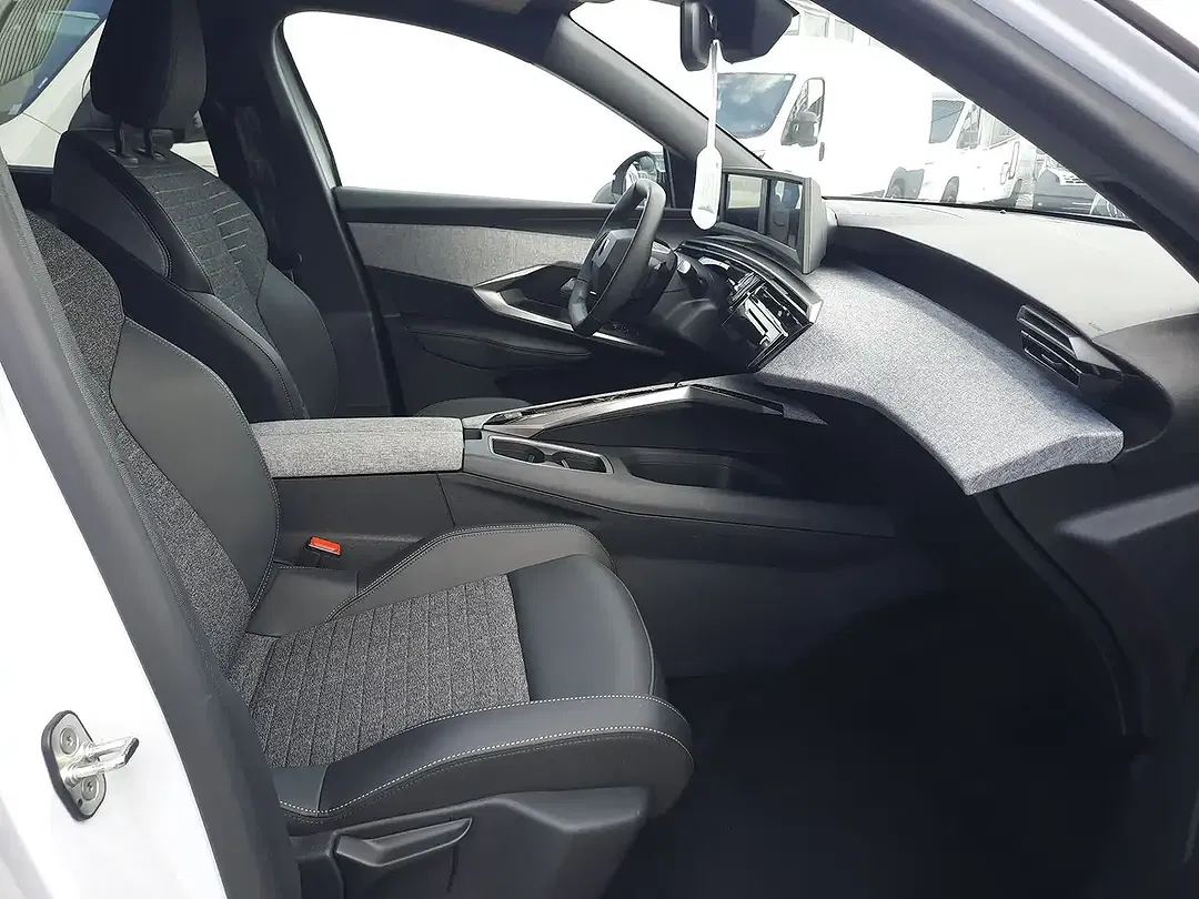 Peugeot 5008 - Thumbnail 21