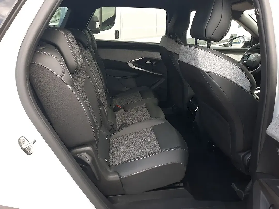 Peugeot 5008 - Thumbnail 22