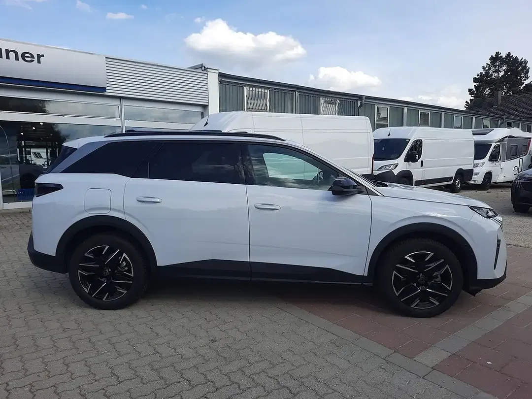 Peugeot 5008 - Thumbnail 3