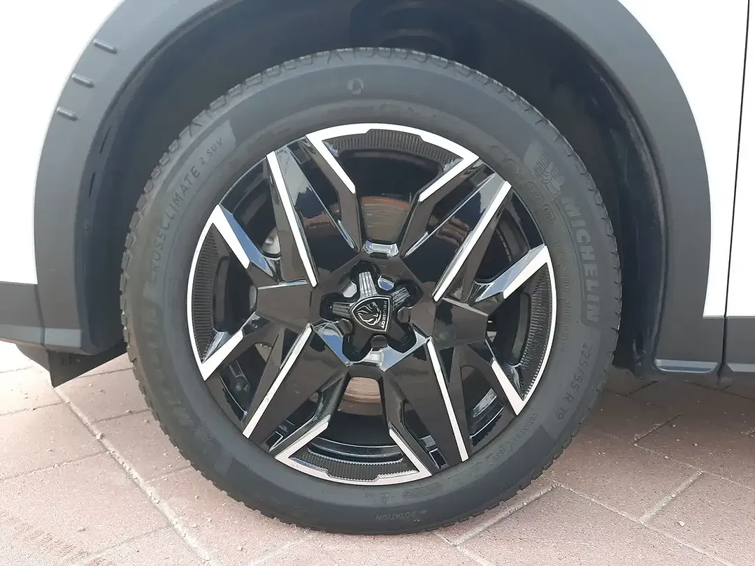 Peugeot 5008 - Thumbnail 8
