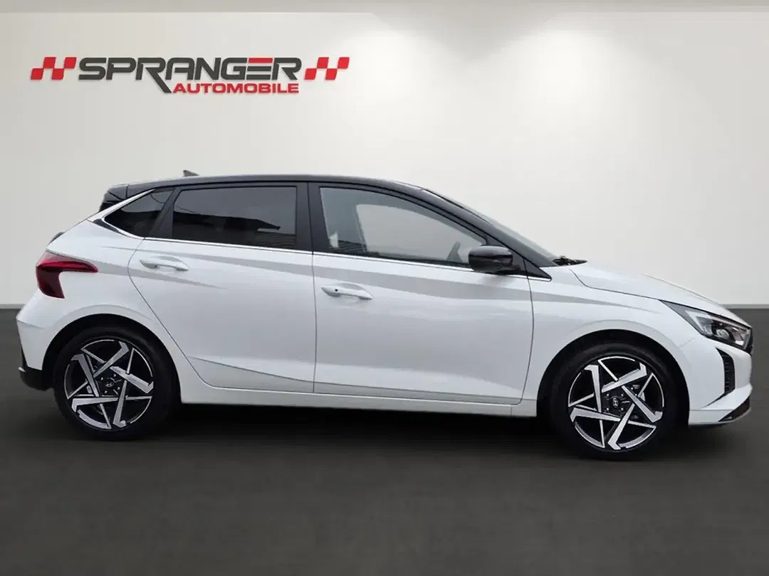 Hyundai i20 - Thumbnail 4