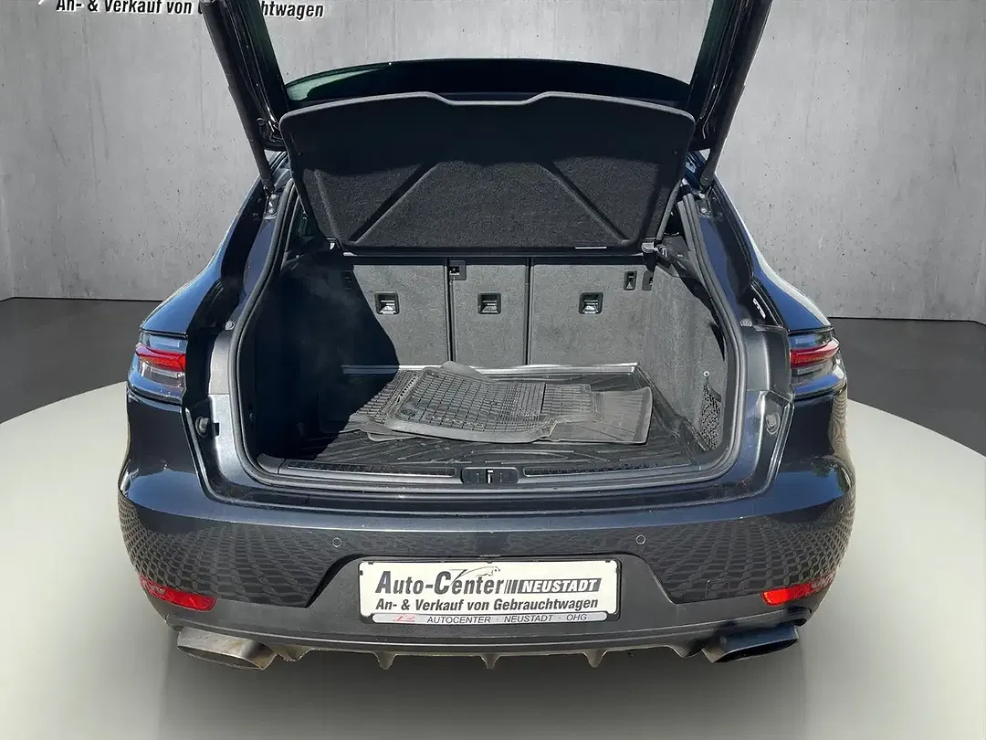 Porsche Macan - Thumbnail 6