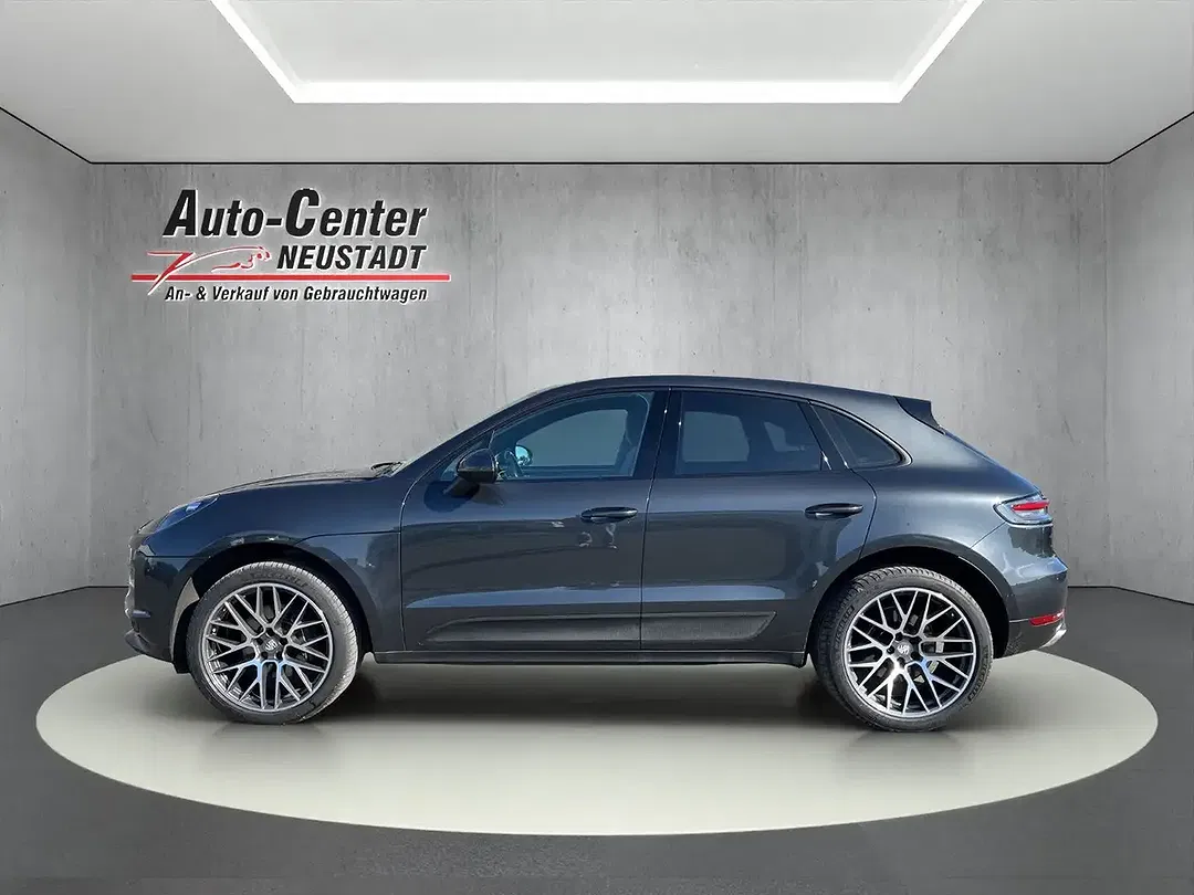 Porsche Macan - Thumbnail 8