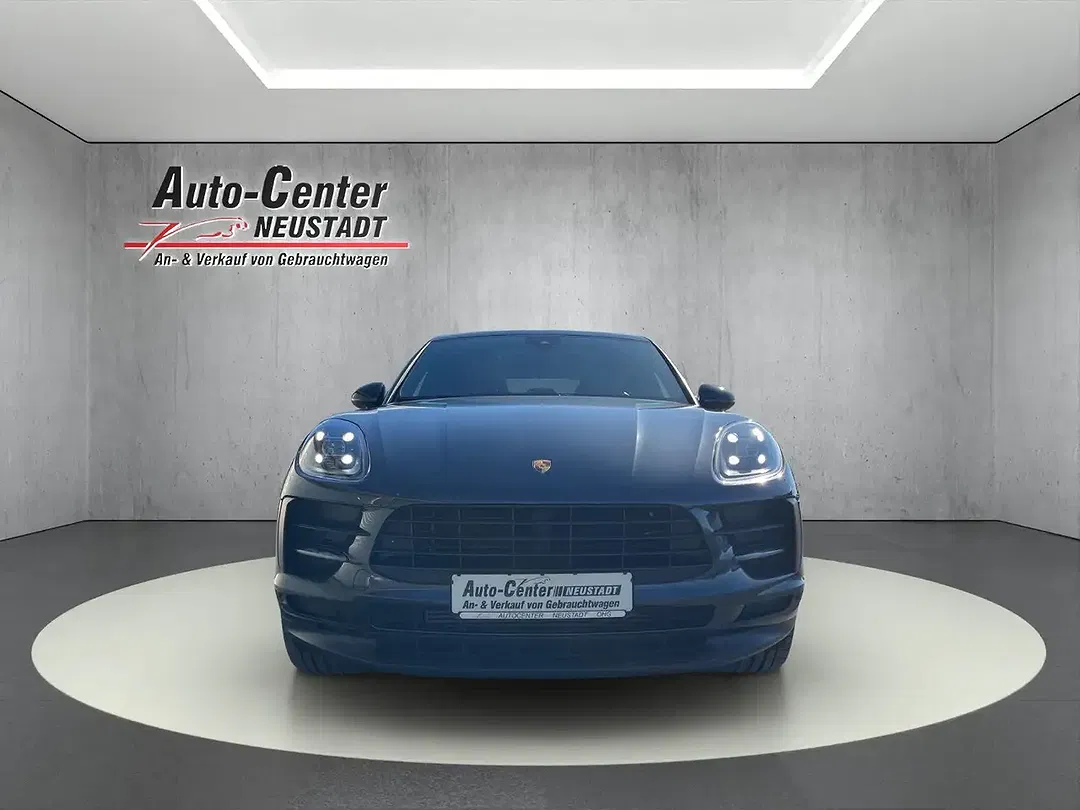 Porsche Macan - Thumbnail 9
