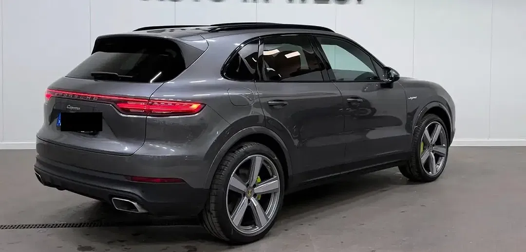 Porsche Cayenne - Thumbnail 7