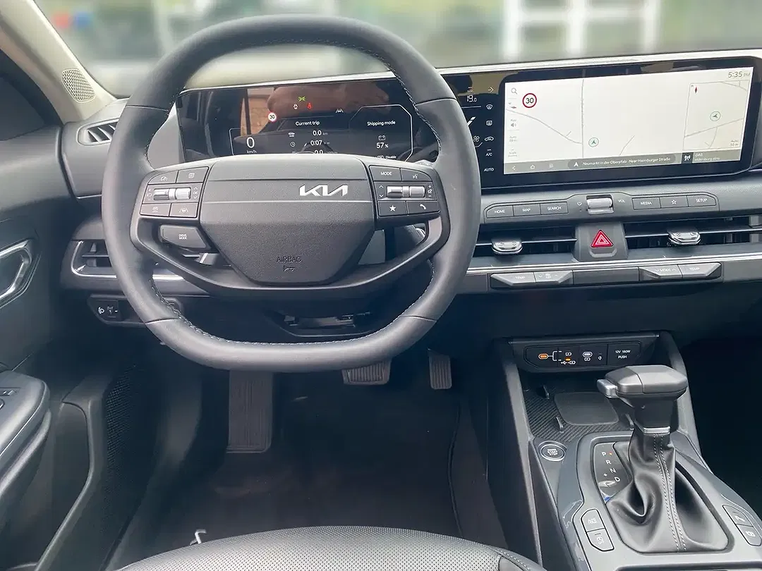 Kia K4 - Thumbnail 11