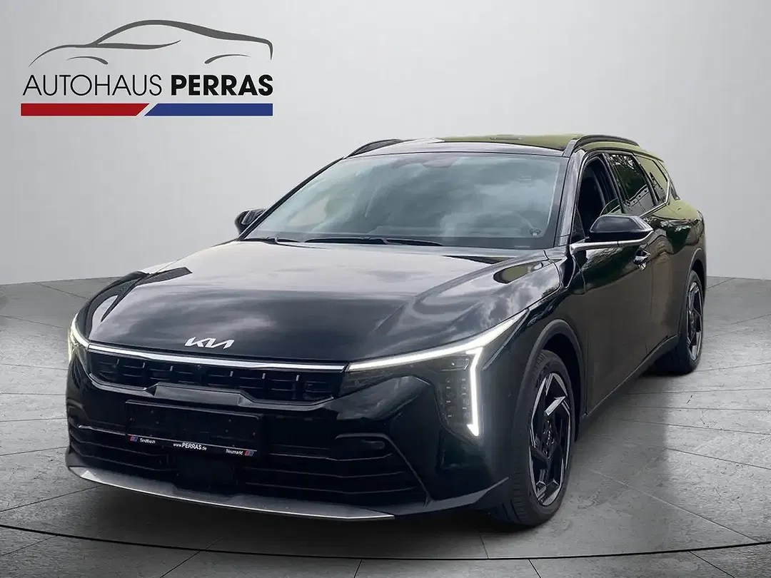 Kia K4 - Thumbnail 2