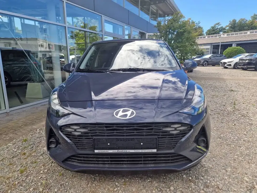 Hyundai i10 - Thumbnail 2