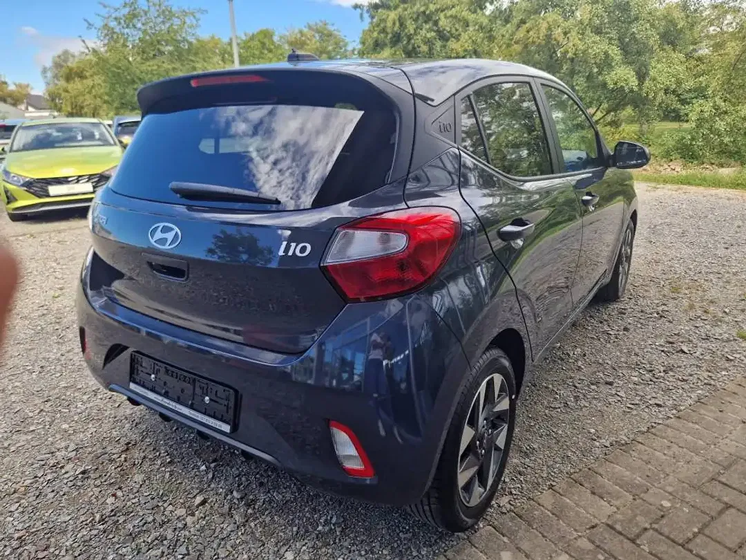 Hyundai i10 - Thumbnail 4