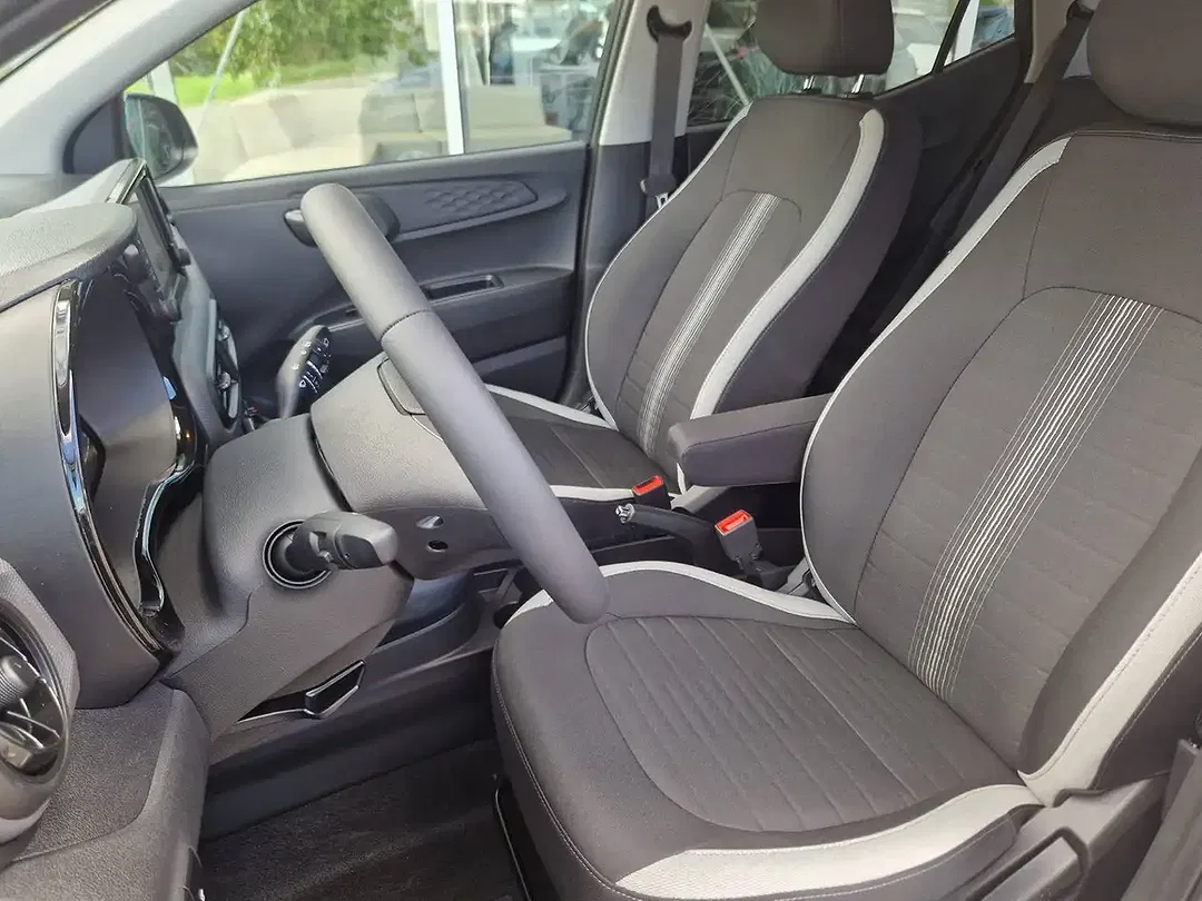 Hyundai i10 - Thumbnail 7