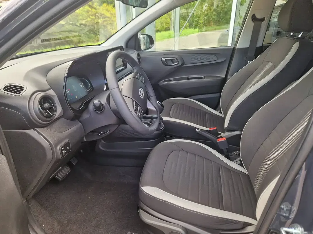 Hyundai i10 - Thumbnail 8