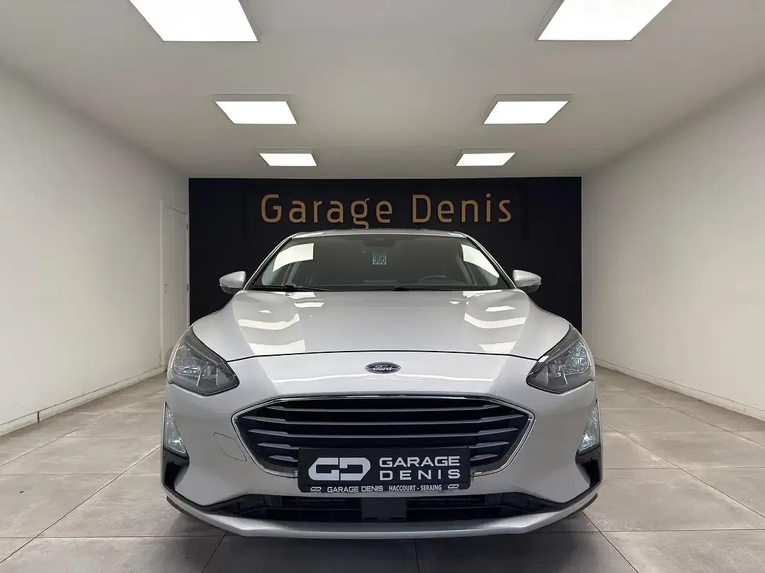Ford Focus - Thumbnail 2
