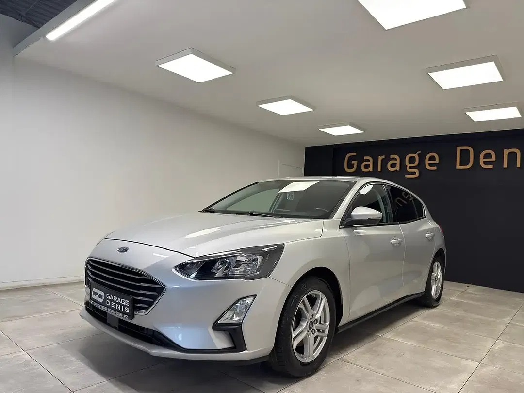 Ford Focus - Thumbnail 4