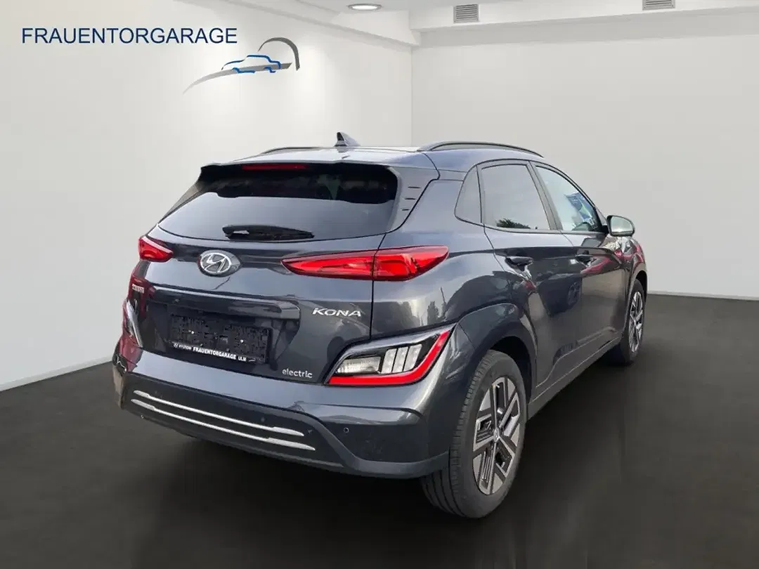 Hyundai KONA - Thumbnail 3