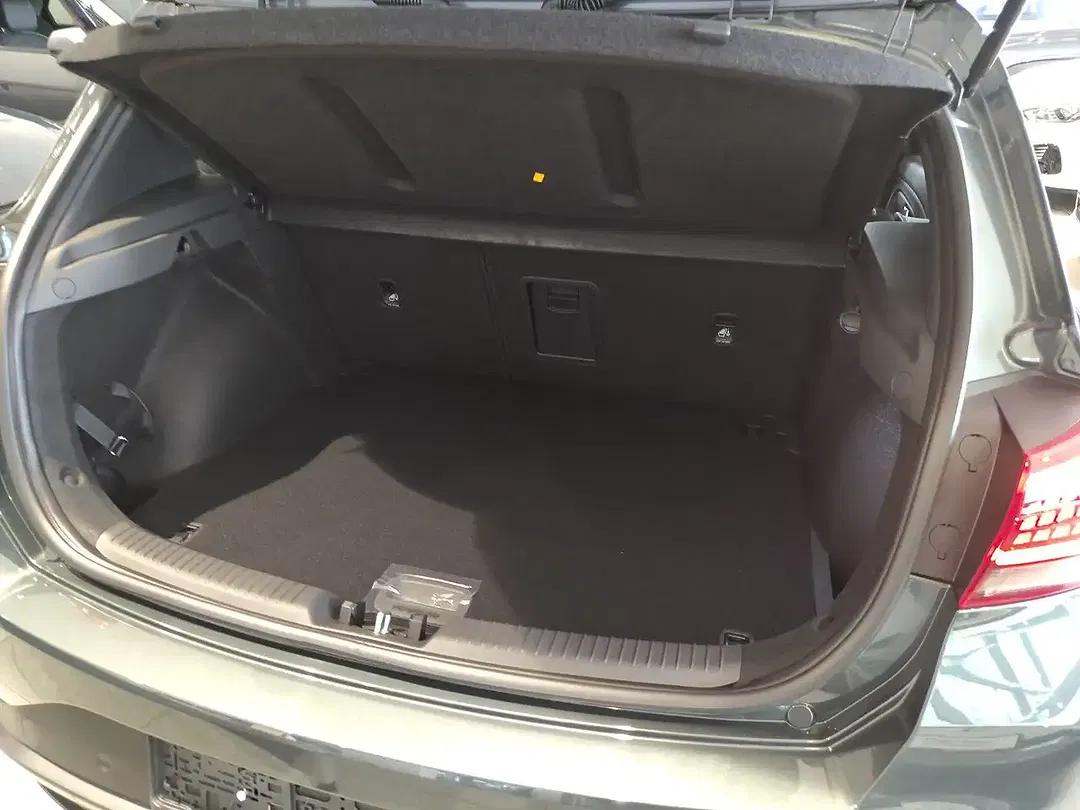 Hyundai i30 - Thumbnail 11