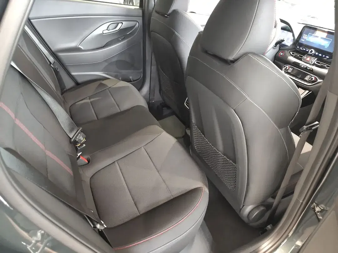 Hyundai i30 - Thumbnail 12