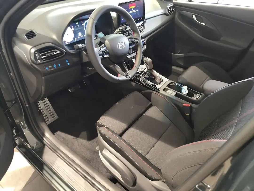 Hyundai i30 - Thumbnail 15