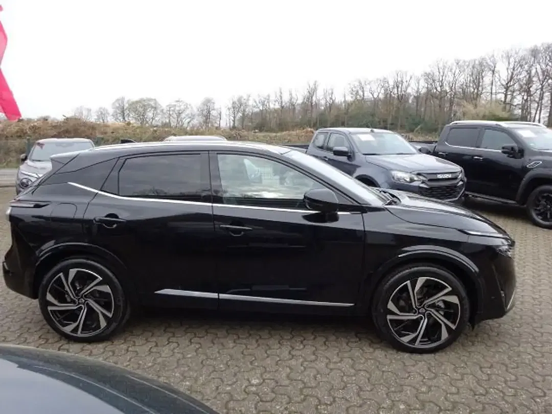 Nissan Qashqai - Thumbnail 4