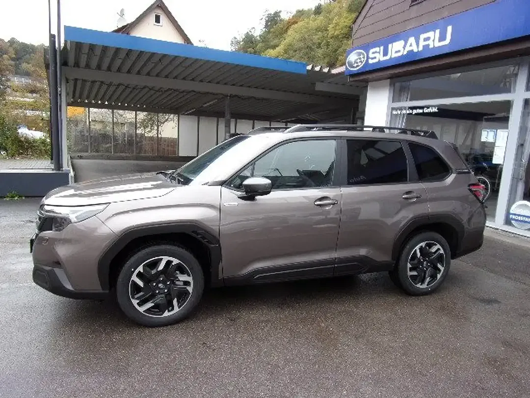 Subaru Forester - Thumbnail 2