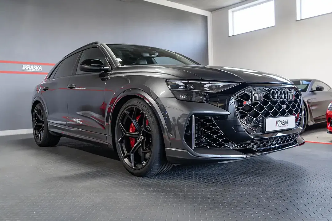 Audi RS Q8 - Thumbnail 8