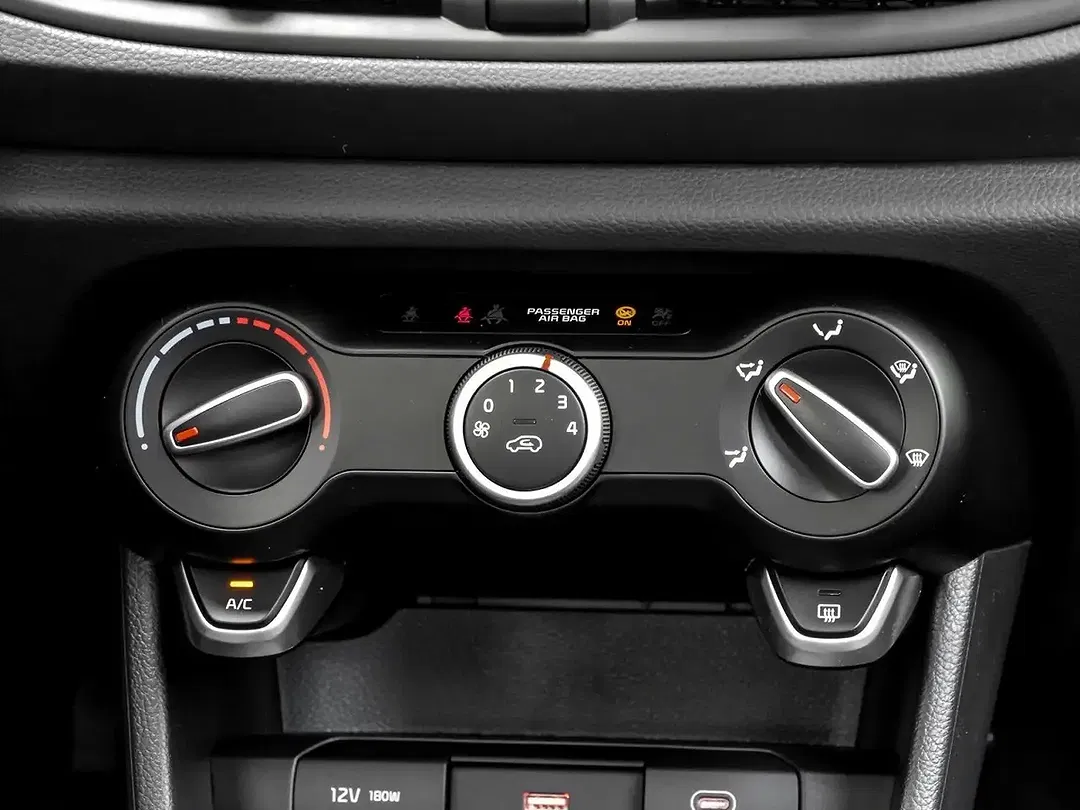 Kia Picanto - Thumbnail 8