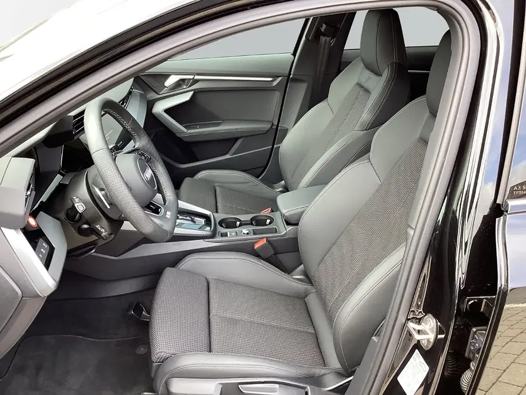 Audi A3 - Thumbnail 3