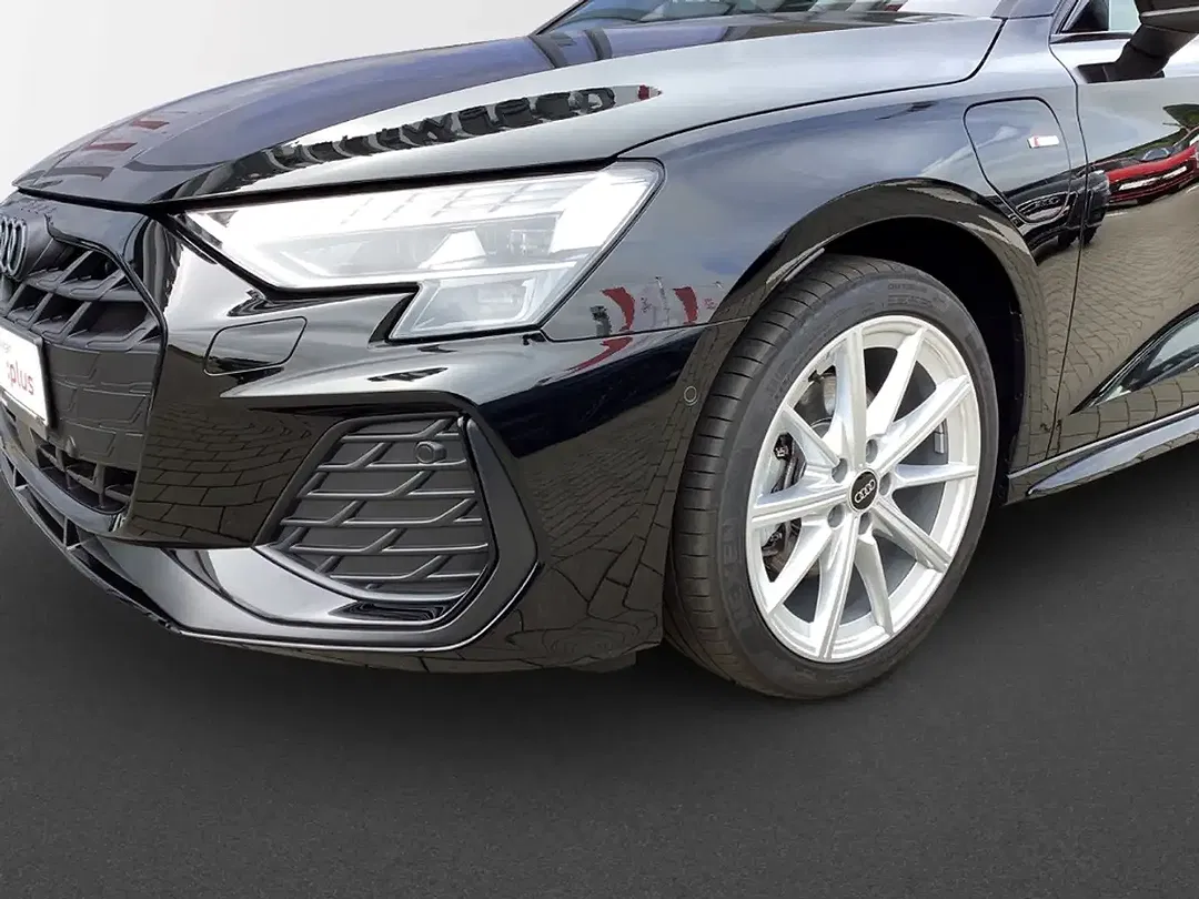 Audi A3 - Thumbnail 4