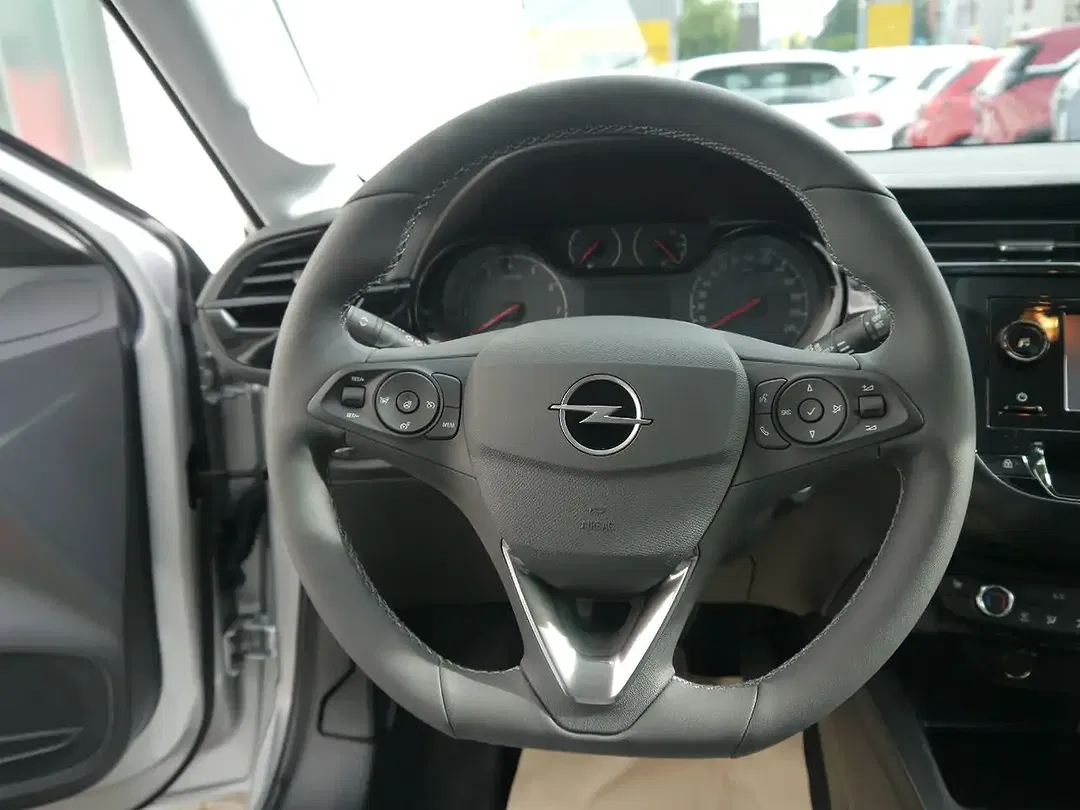 Opel Corsa - Thumbnail 4