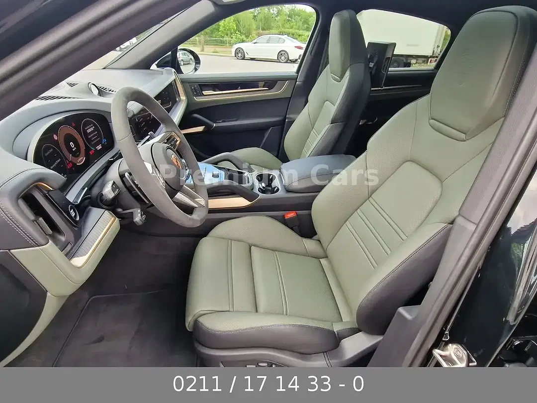 Porsche Cayenne - Thumbnail 12