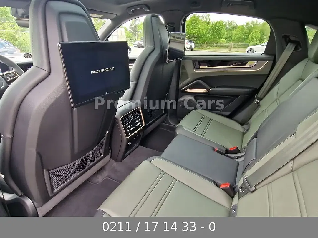 Porsche Cayenne - Thumbnail 14