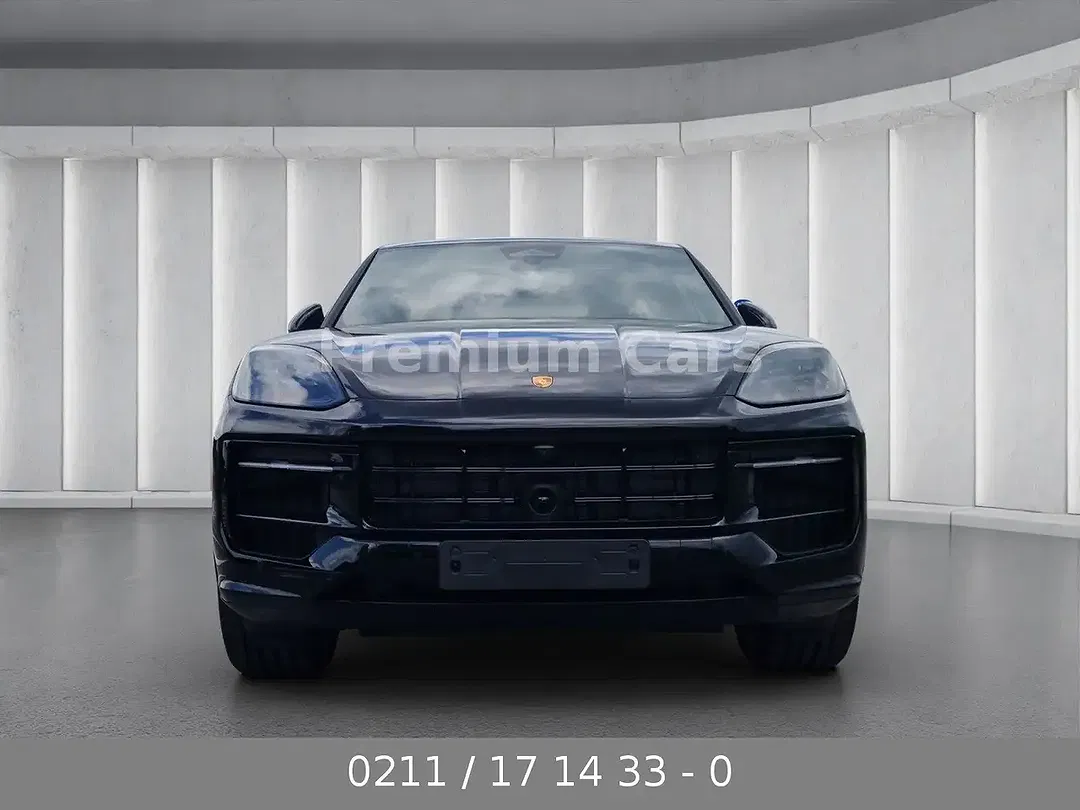 Porsche Cayenne - Thumbnail 2