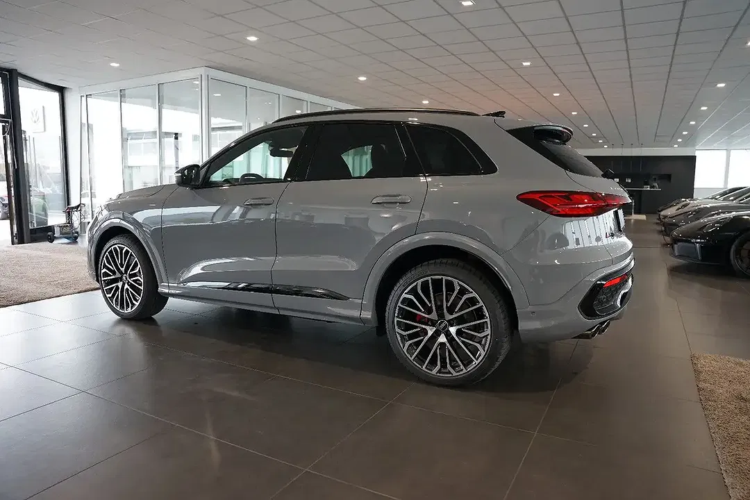 Audi SQ5 - Thumbnail 2