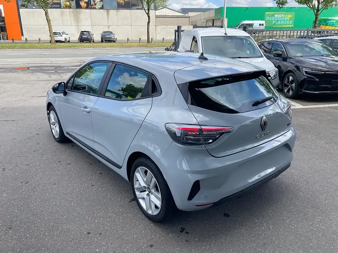 Renault Clio - Thumbnail 5