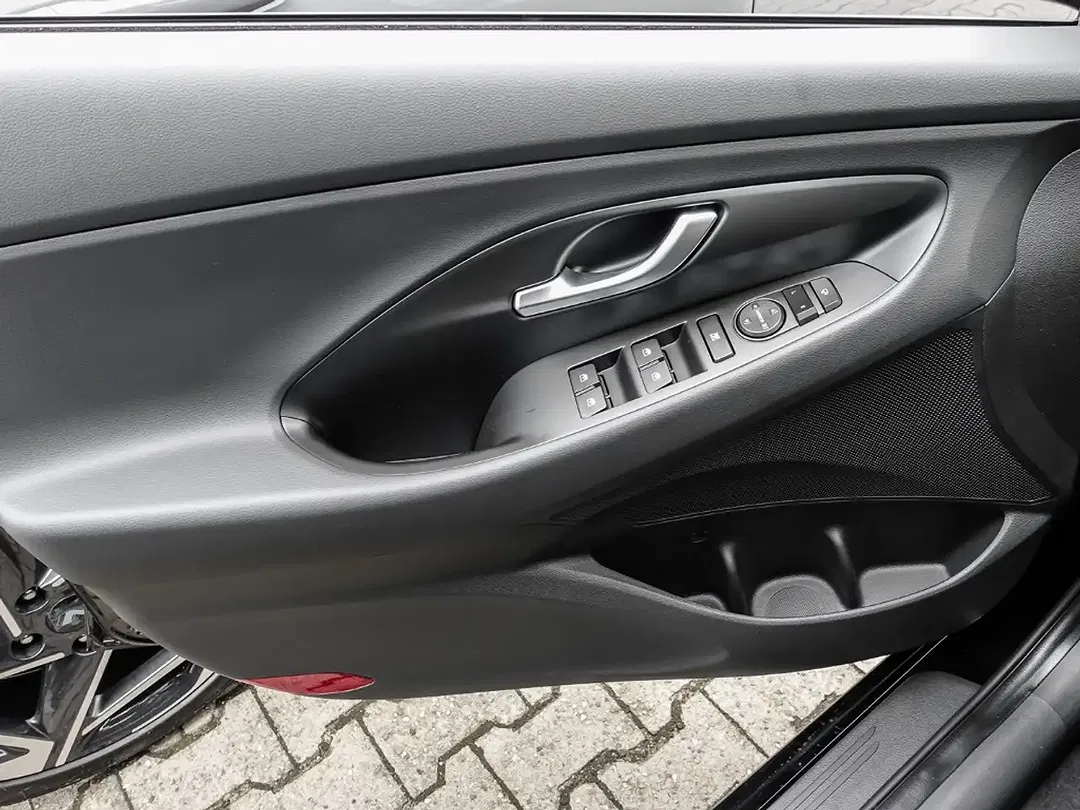 Hyundai i30 - Thumbnail 13