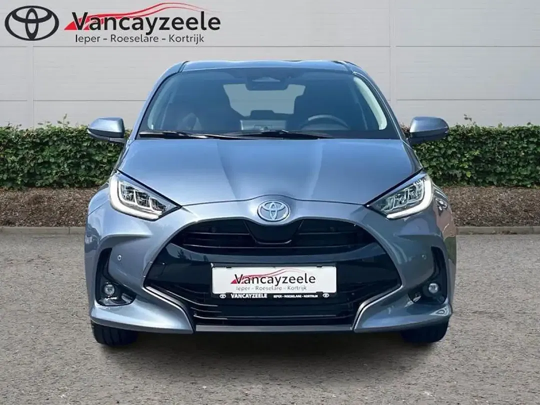 Toyota Yaris - Thumbnail 2