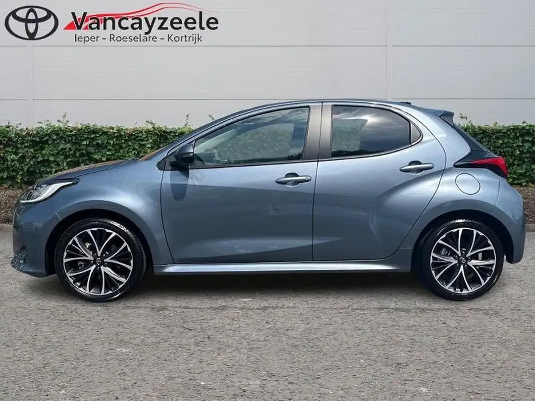 Toyota Yaris - Thumbnail 4