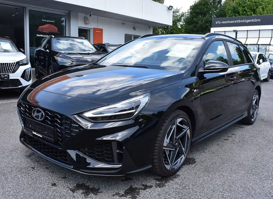 Hyundai i30 - Thumbnail 1