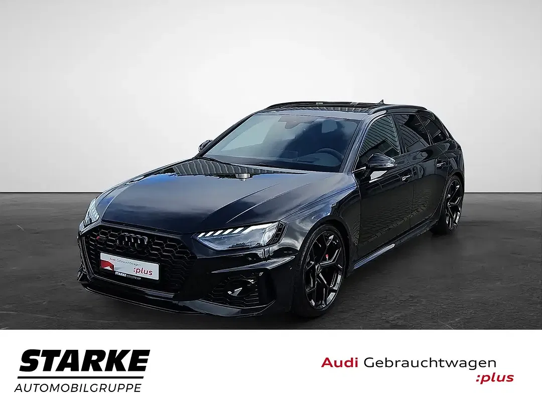 Audi RS4 - Thumbnail 1