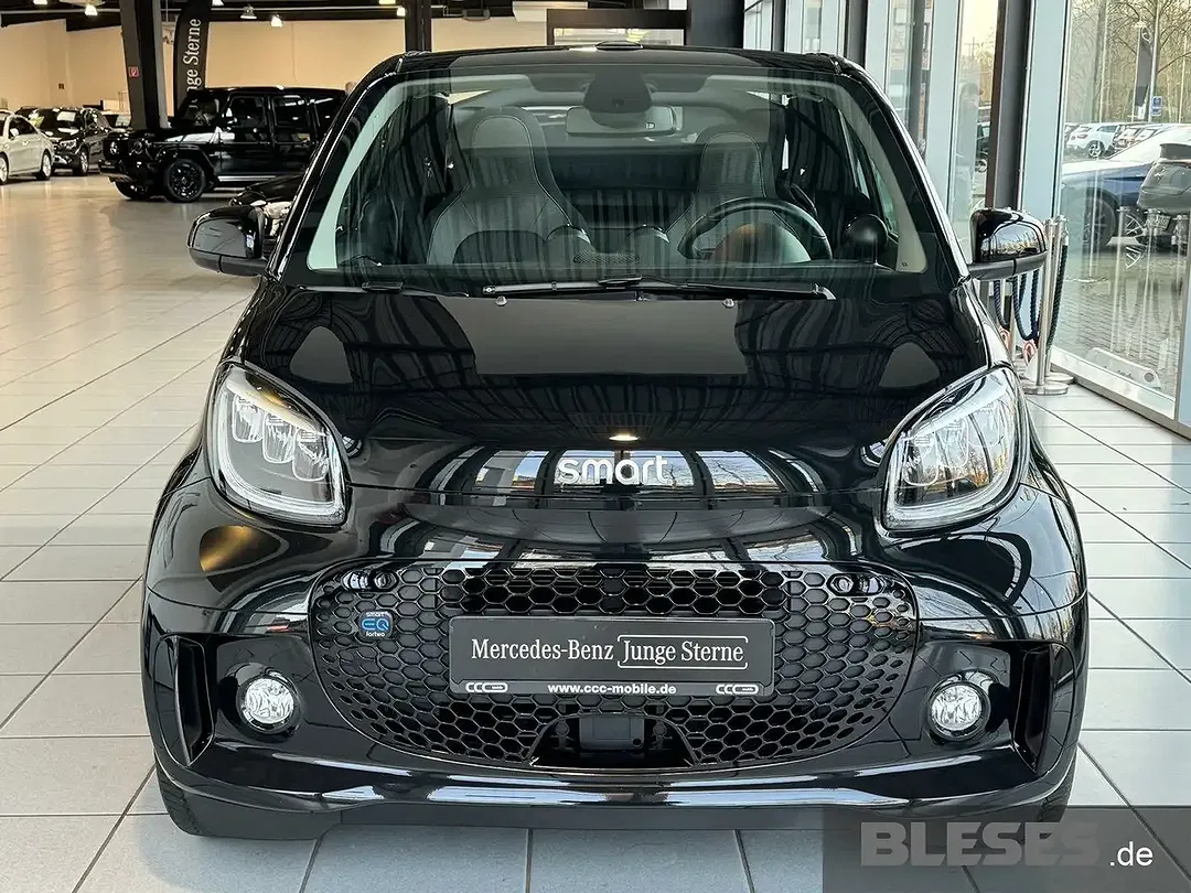 smart forTwo - Thumbnail 2