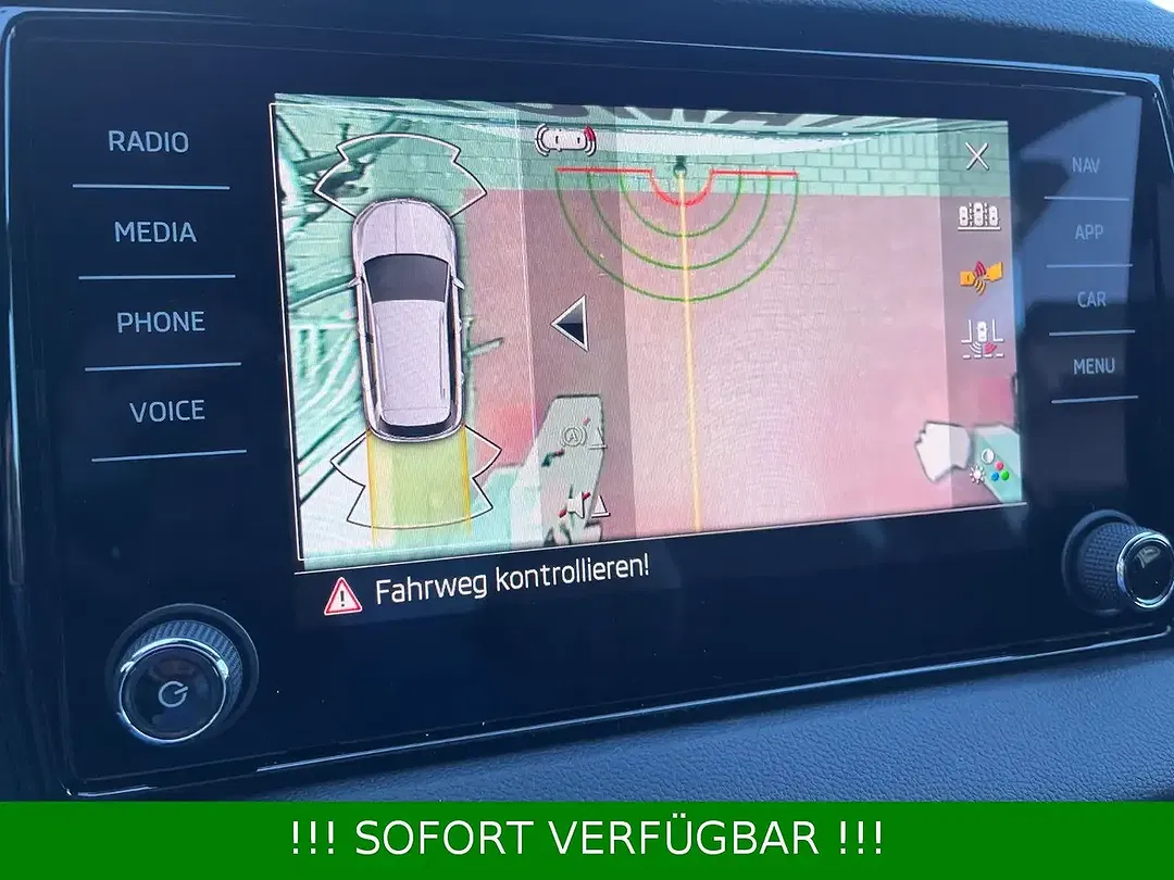 Skoda Karoq - Thumbnail 20