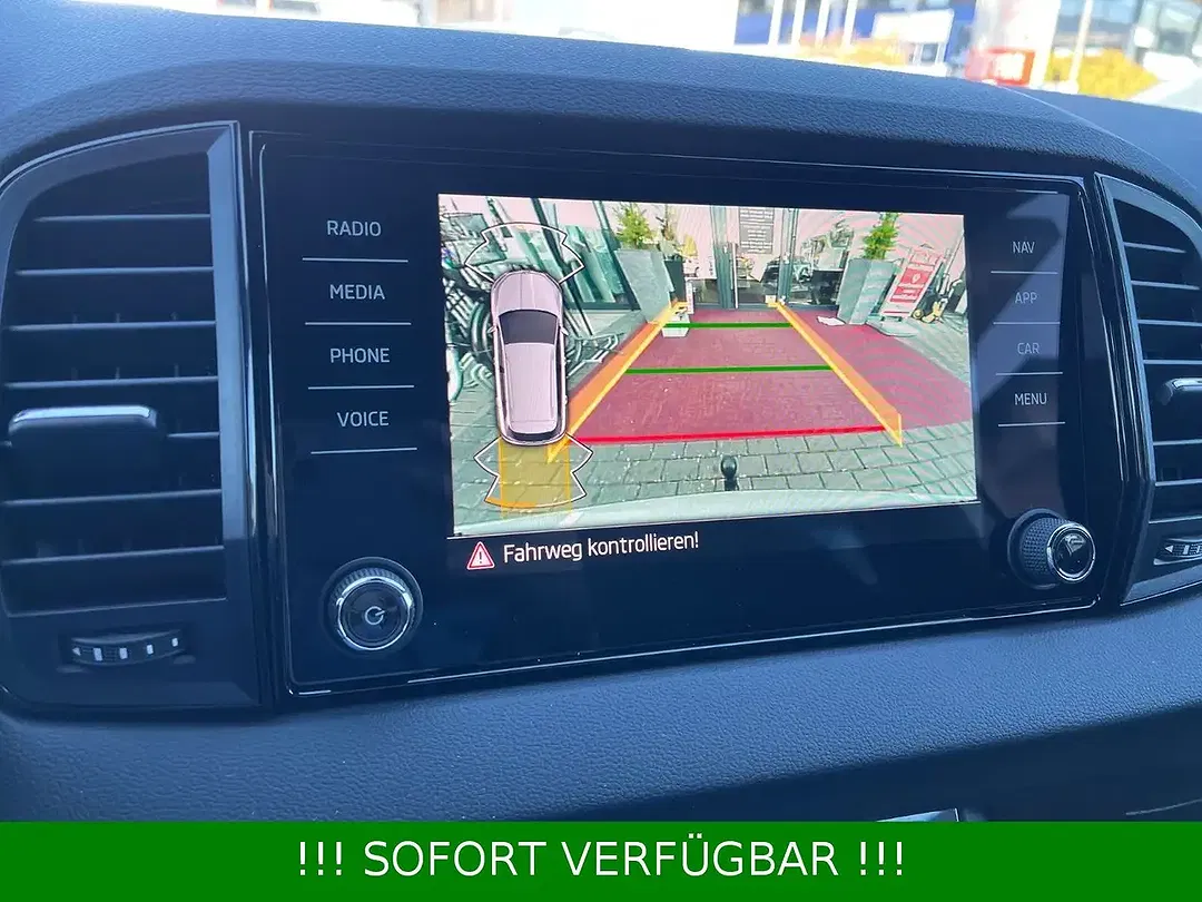 Skoda Karoq - Thumbnail 21