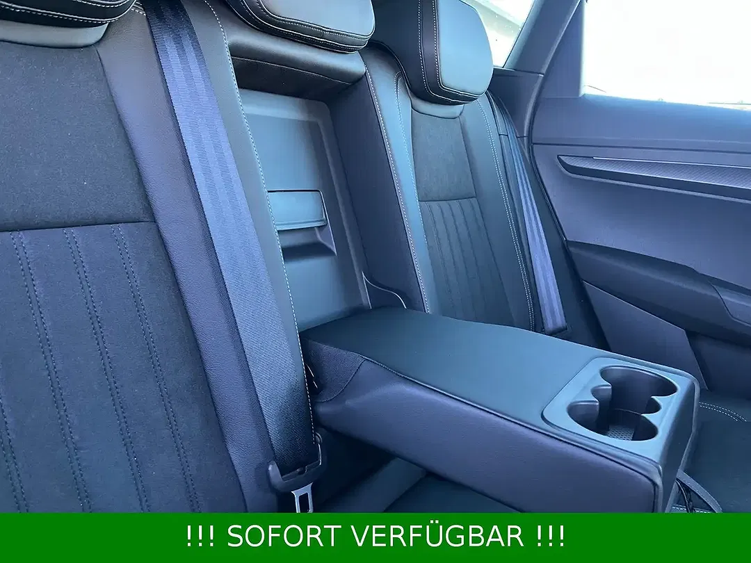 Skoda Karoq - Thumbnail 38